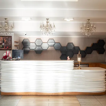 Riviera Готель Mierzyn (West Pomeranian)