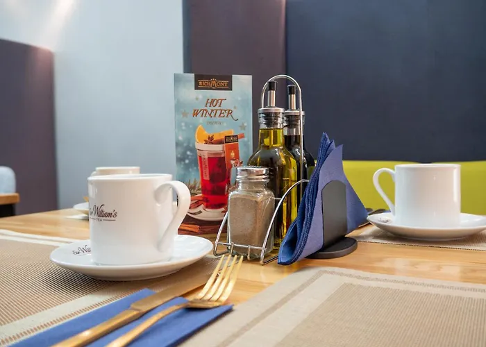 Riviera Готель